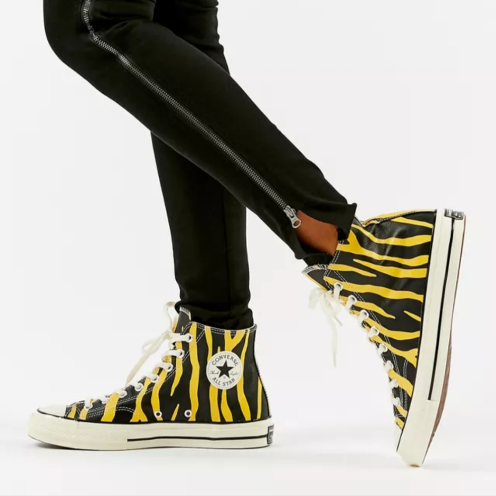 Converse Chuck Taylor Retro 70 Hi Vivid Black Yellow Sulfur Zebra Leather 8 NWT